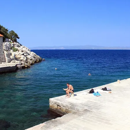 Vakantiehuis Seaside House Lucica, - 8348 Lastovo