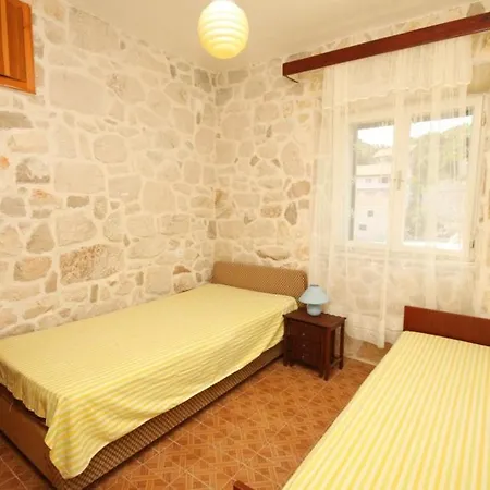 Seaside House Lucica, - 8348 * Lastovo