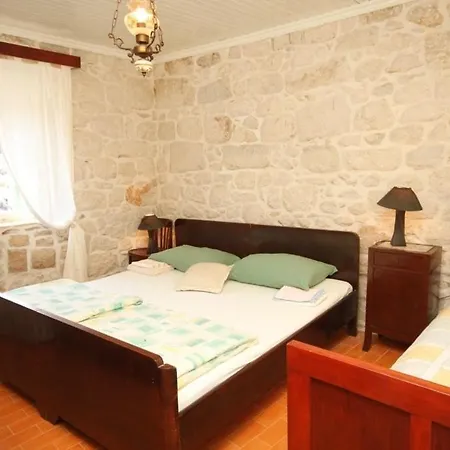 Seaside House Lucica, - 8348 펜션 *