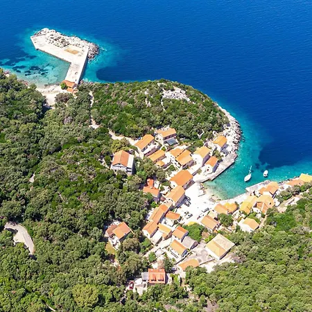 Seaside House Lucica, - 8348 Vakantiehuis